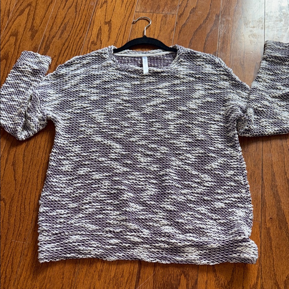 FABLETICS size small Women's Gray Sweater - image 3